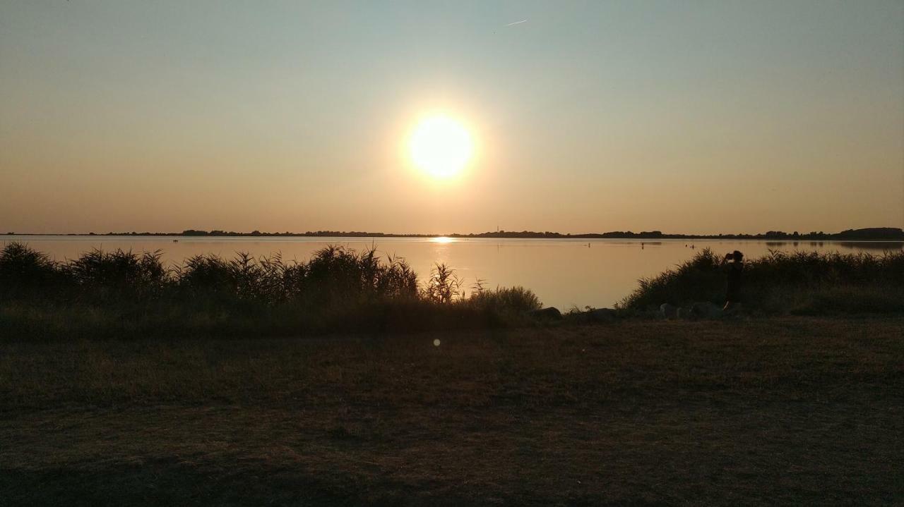 Ferienwohnung Ostseesonne Wiek auf Rügen Exterior foto